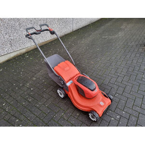 Husqvarna LC 247LI DUWMAAIER