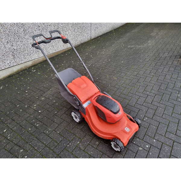 Husqvarna Husqvarna LC 247LI DUWMAAIER