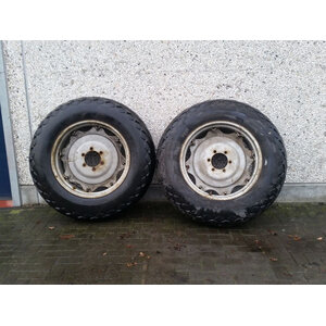Goodyear 13.6R28 GAZONBANDENSET