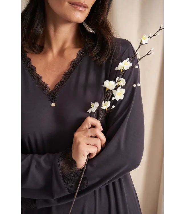 Pretty You London BAMBOO LACE NACHTHEMD RAVEN