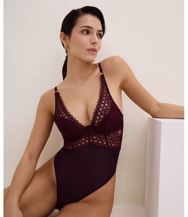 AUBADE 7CM86 ELOGE DU DESIR DEEP BERRY
