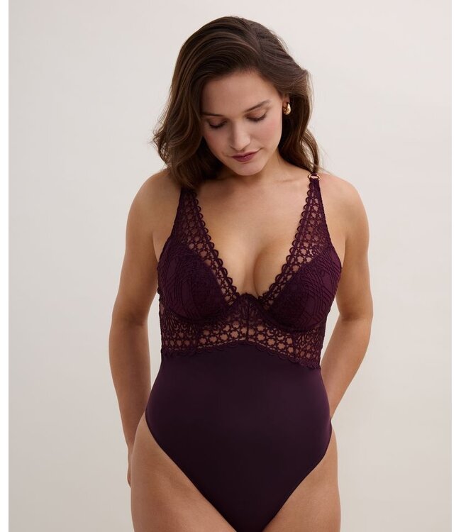 AUBADE 7CM86 ELOGE DU DESIR DEEP BERRY