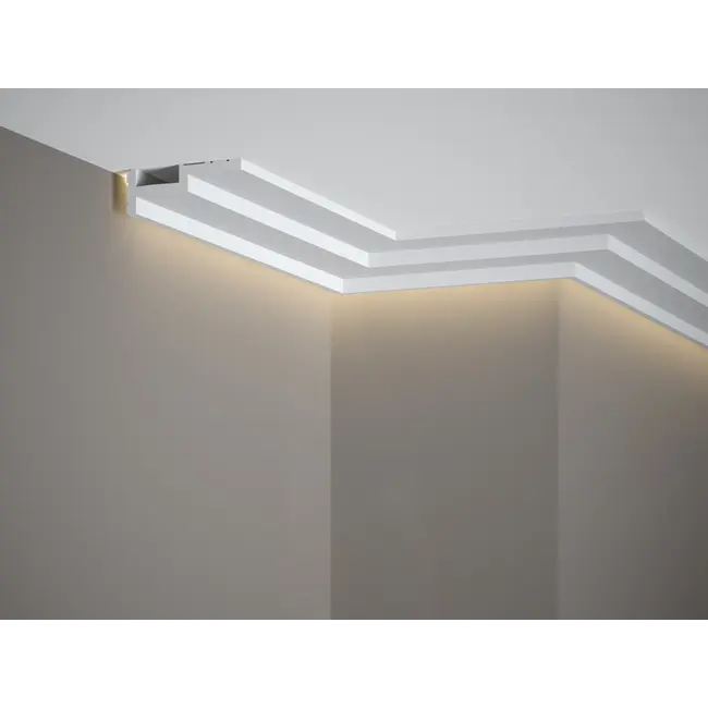 Lijst & Ornament QL024 Multi Plint (85 x 30 mm), HDPS, lengte 2 m