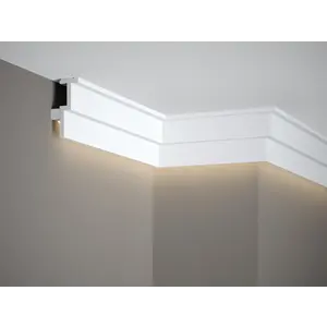 Lijst & Ornament QL024 Multi Plint (85 x 30 mm), HDPS, lengte 2 m