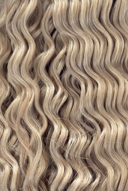 The Blended Weft Classic Curls - Madeira Blonde