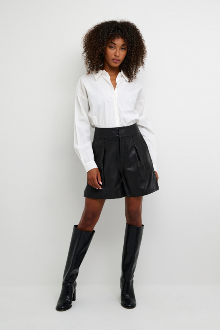 My Essential Wardrobe The Leather Short zwart