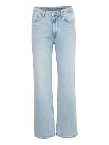 My Essential Wardrobe The Louis Jeans