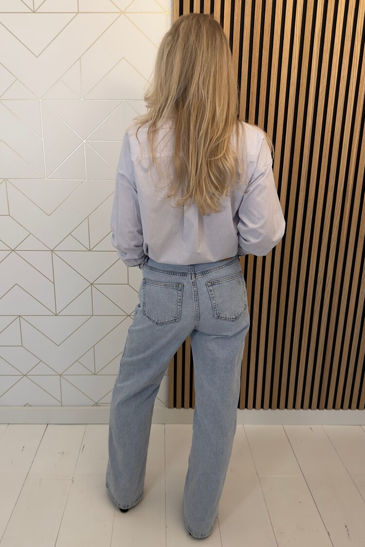 My Essential Wardrobe The Shirt Blouse lichtblauw