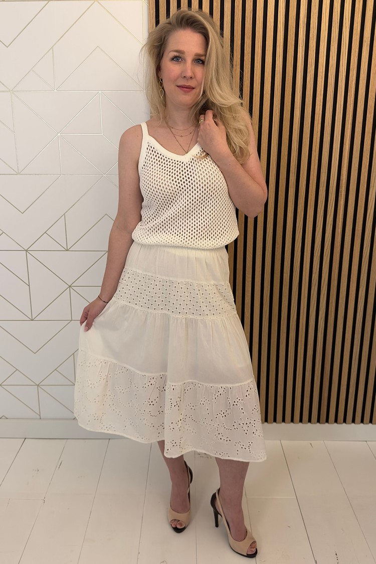 Soaked in Luxury Rok Canja Wit