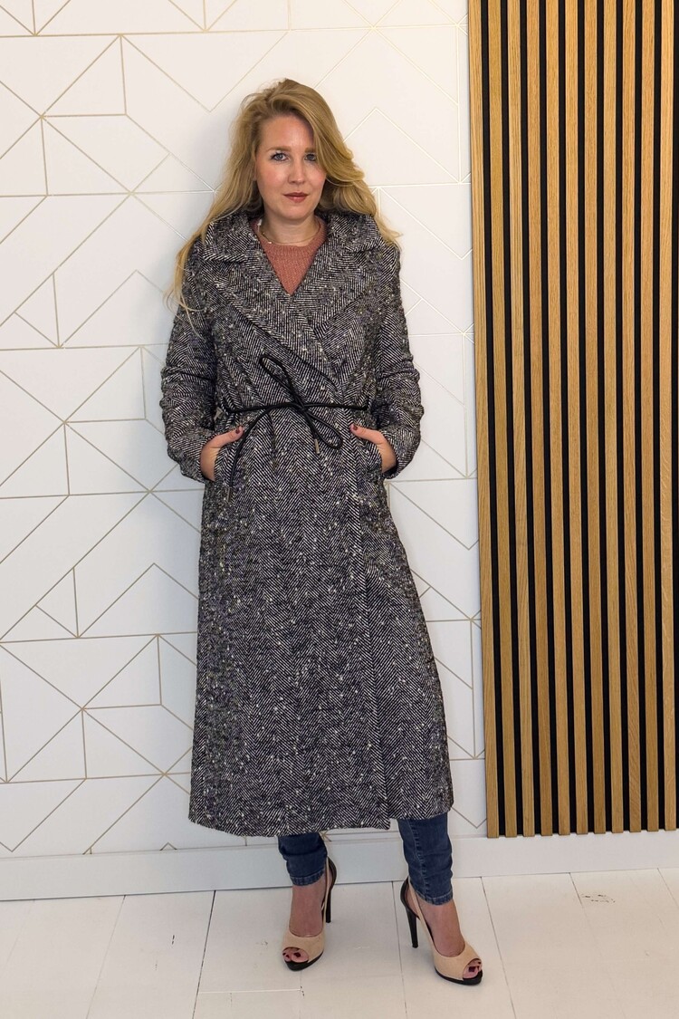 Kocca Italia Mantel Betimu Zwart