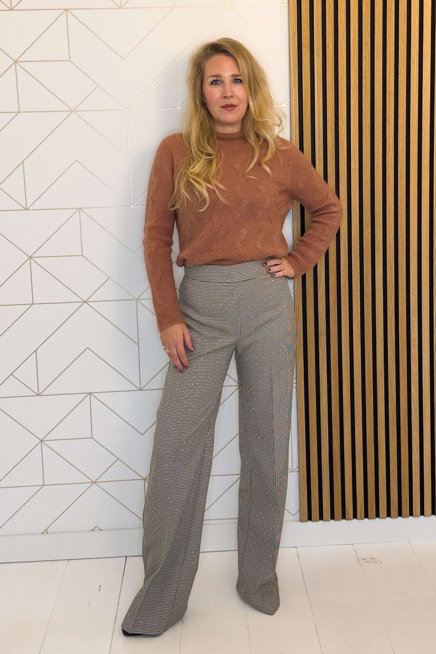 Shop glamoureuze pantalon Cynarr van Kocca online bij Lilly Kate. Lilly Kate