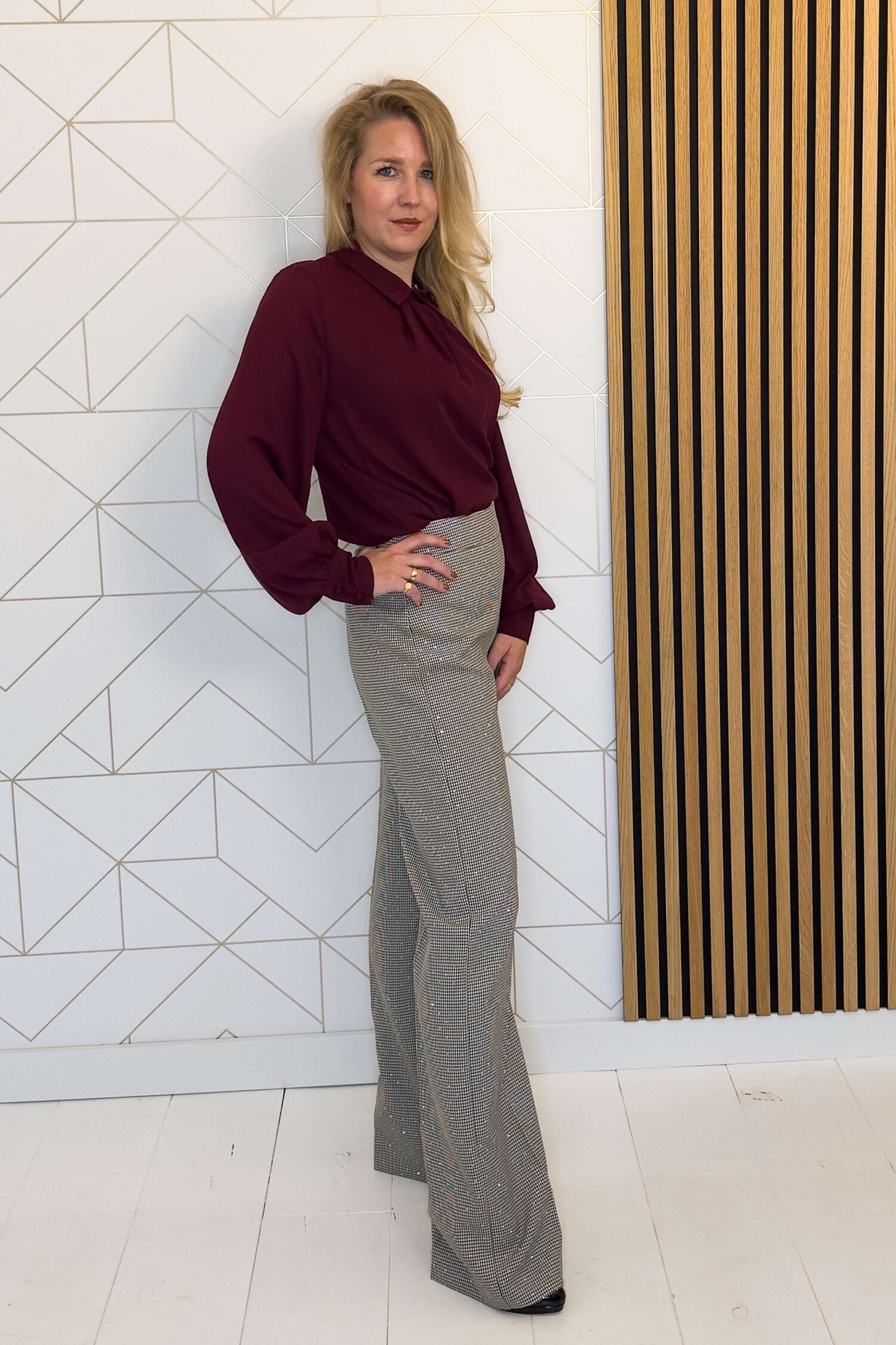 Shop glamoureuze pantalon Cynarr van Kocca online bij Lilly Kate. Lilly Kate