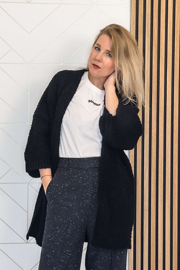 Simple Vest Perry Zwart