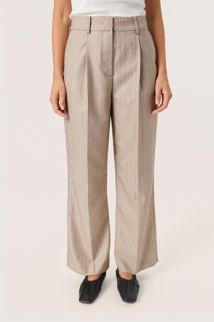 Soaked in Luxury Pantalon Charvi Beige