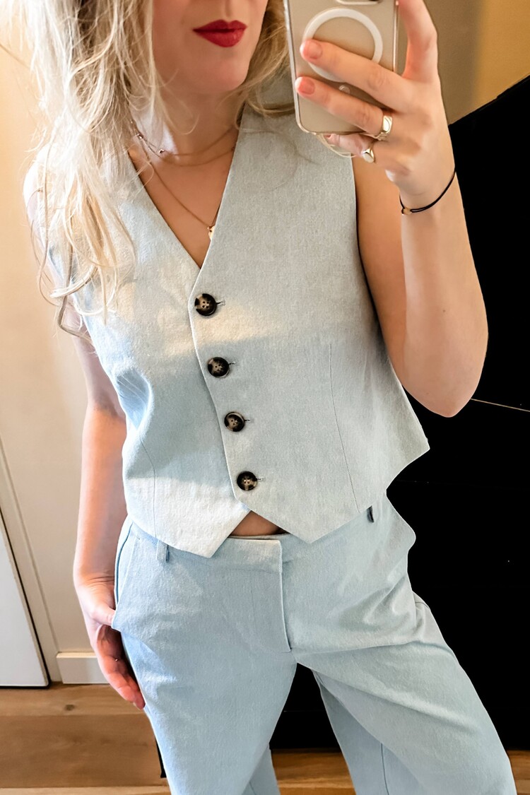 My Essential Wardrobe Gillet Winnie Lichtblauw