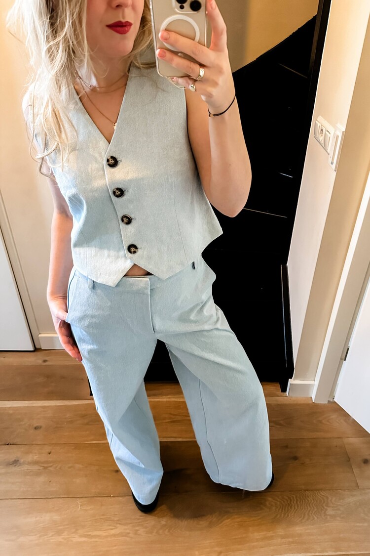 My Essential Wardrobe Gillet Winnie Lichtblauw