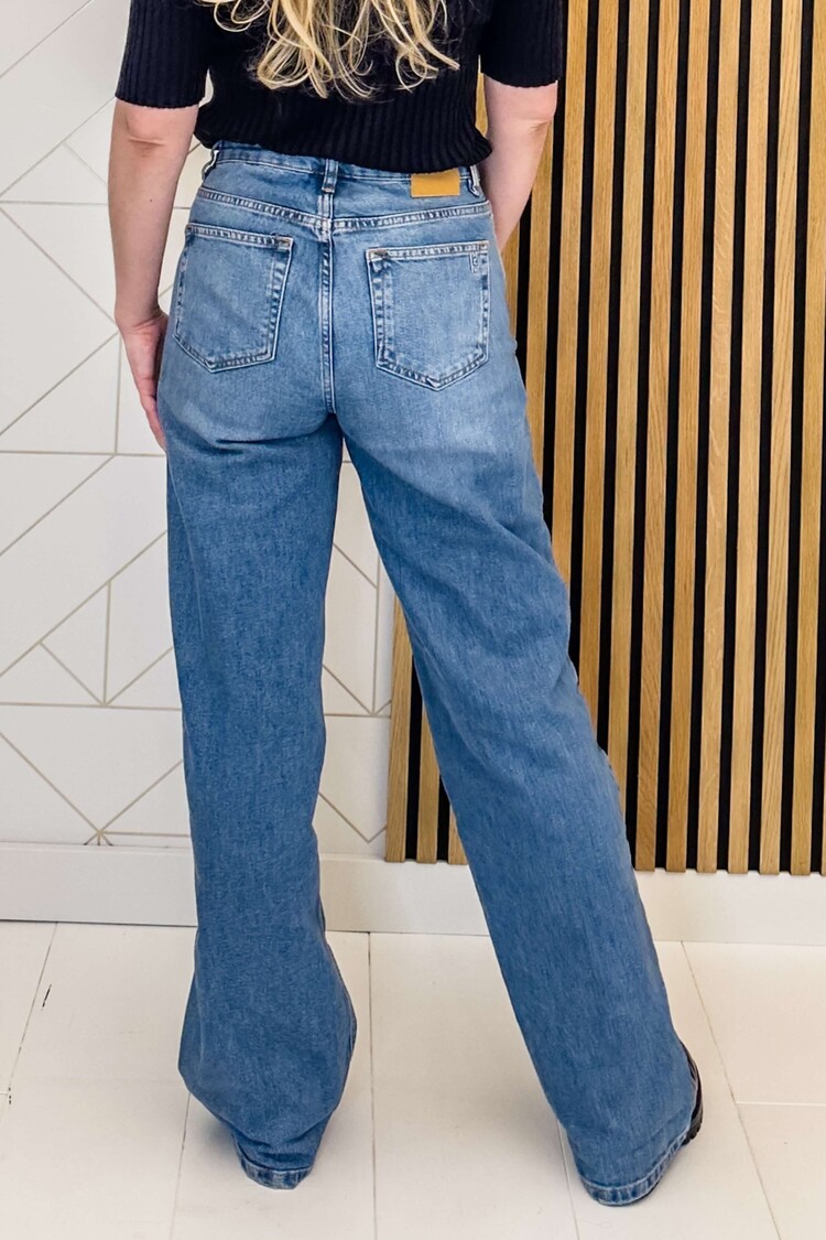 My Essential Wardrobe The Louis Jeans Medium Blauw