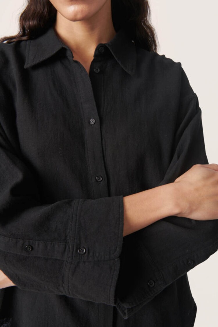 Soaked in Luxury Blouse Vinda Zwart