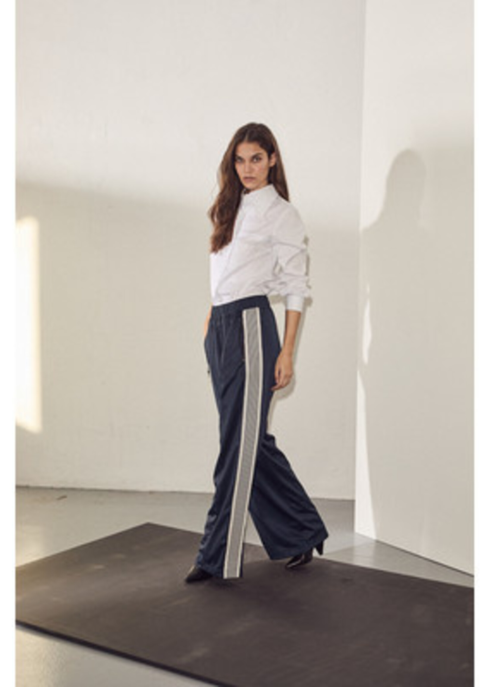 HAUTE L'AMITIÉ Baggy Track Tall Pants - Navy