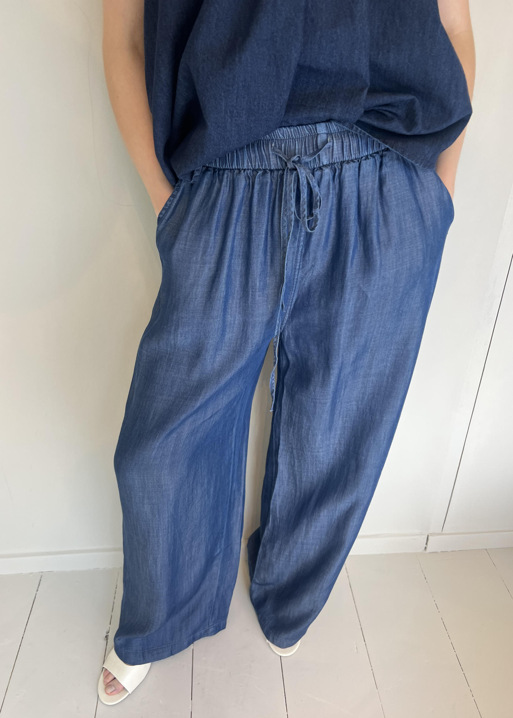 Fabergé Fashion Monique Jeans - Dark Blue