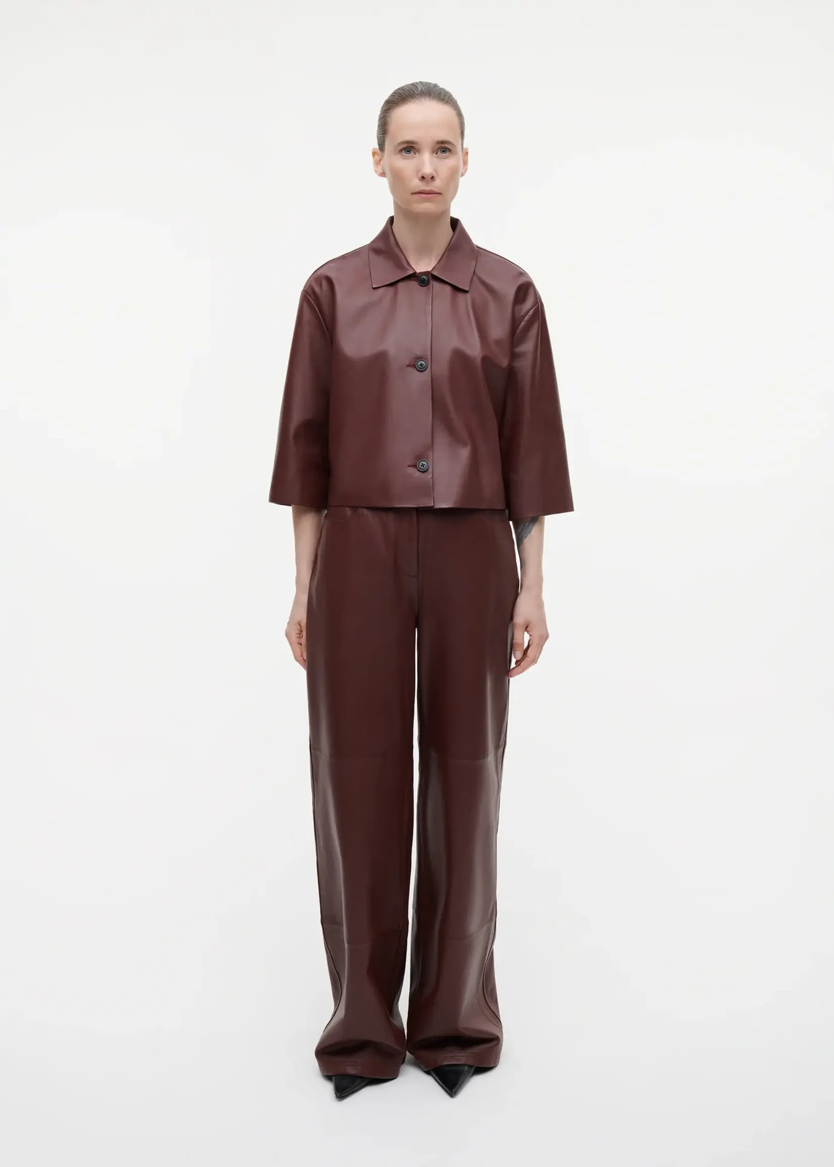 STUDIO AR KAIA Sheep Soft Waxed - Omni Red