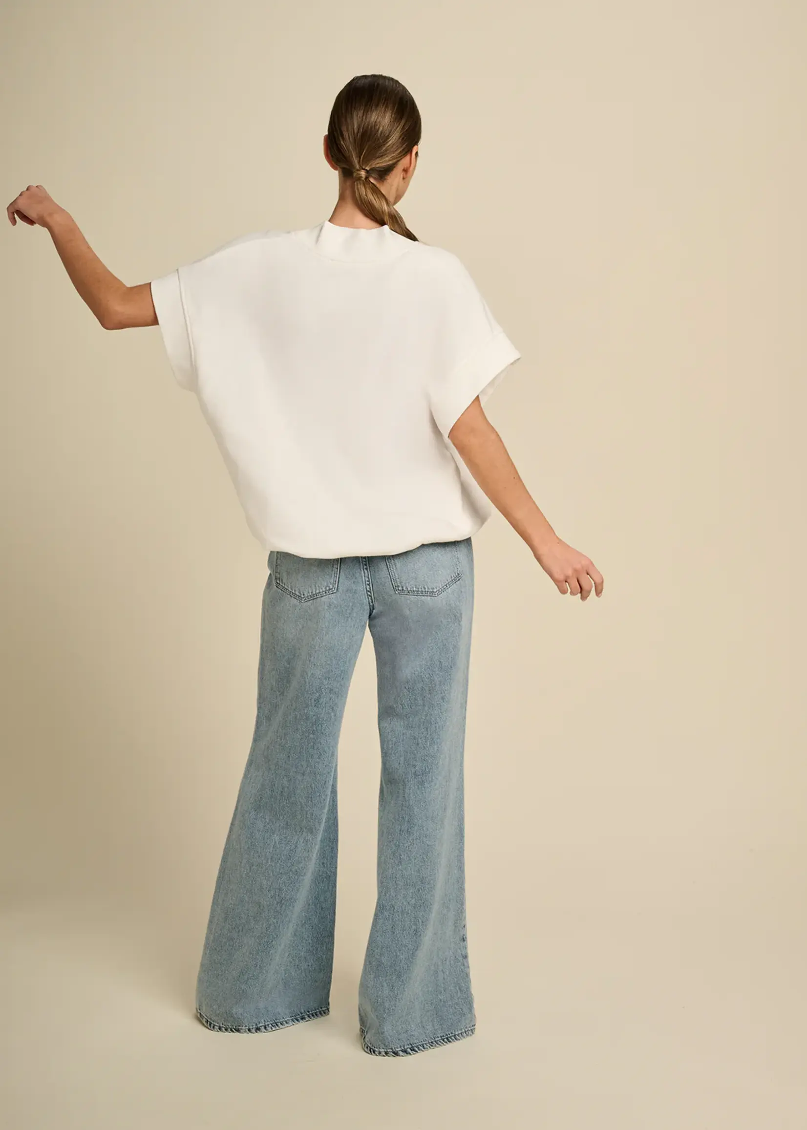 March Whisper pull - Ivory