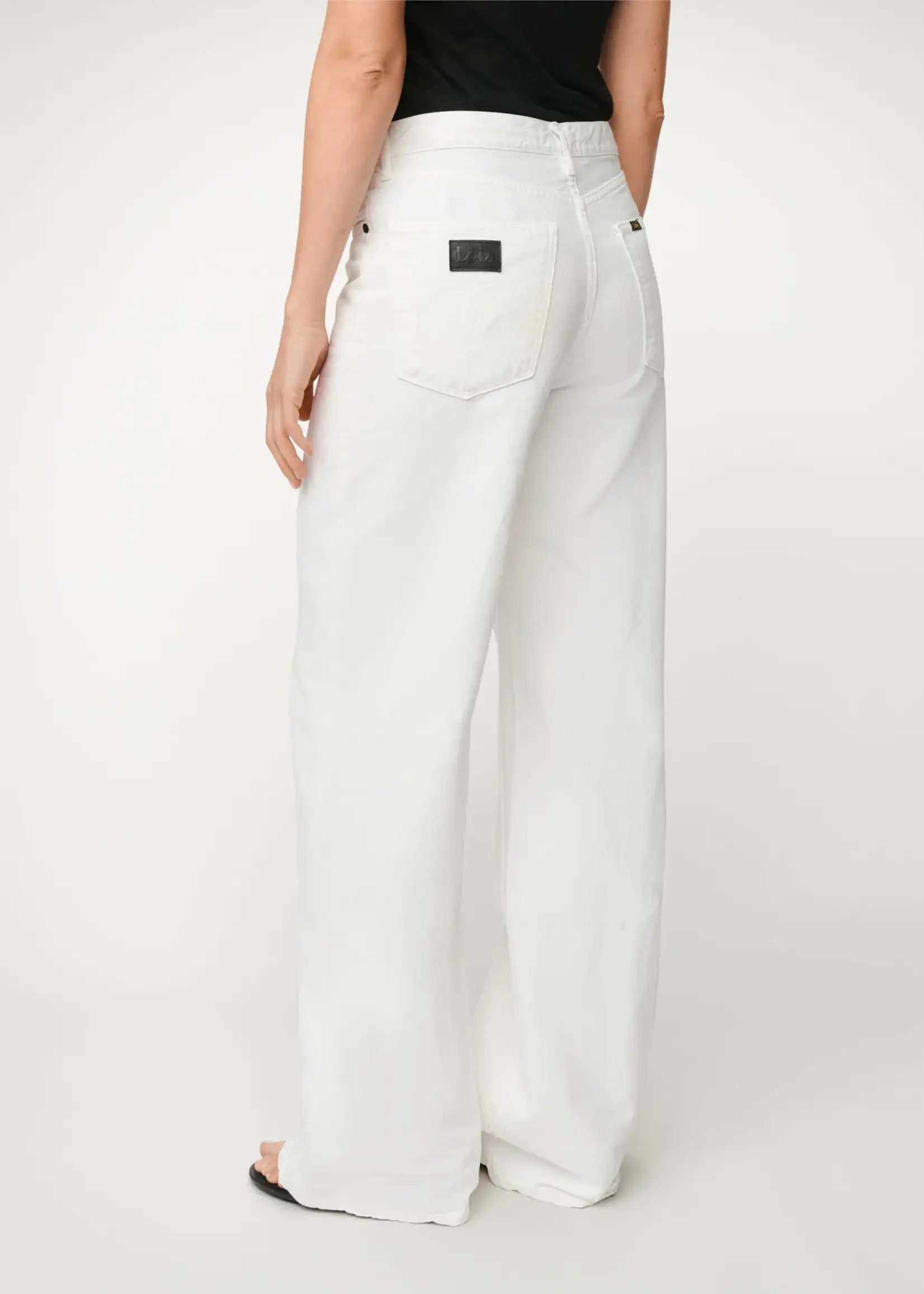 Lois Skater Loose-Z - White