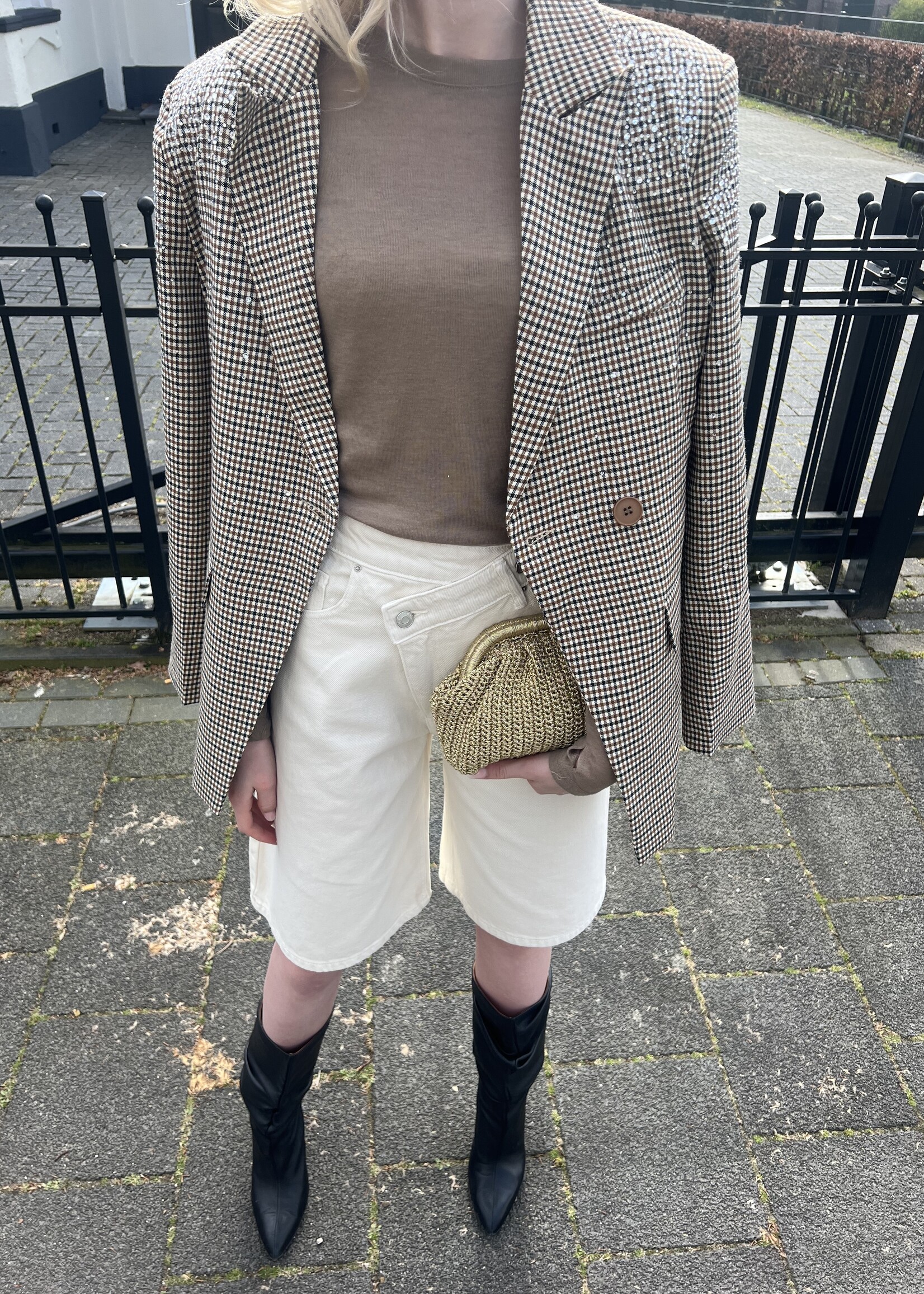 Fabergé Fashion Case Short - Creme