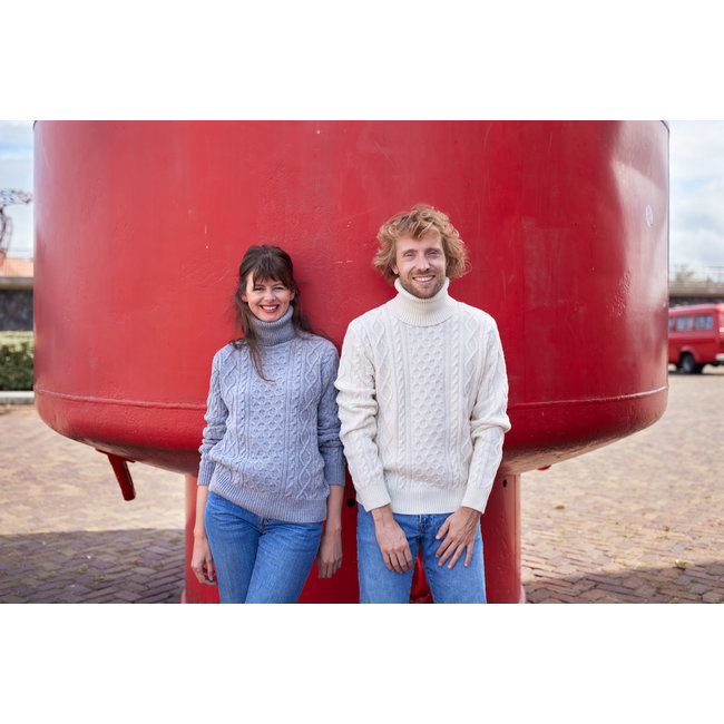 Essential Cable Sweater - Light Grey