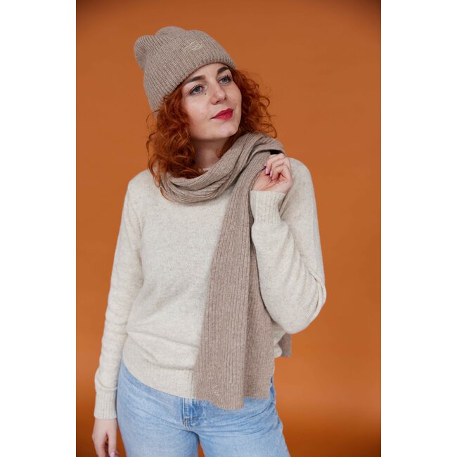 Essential Beanie - Mid Beige