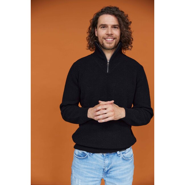 Essential Nautic Sweater - Black