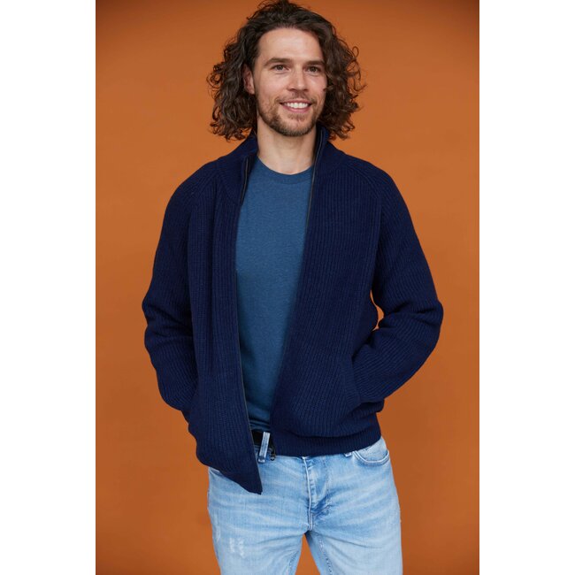 Essential Nautic Vest - Navy