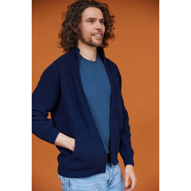 Essential Nautic Vest - Navy