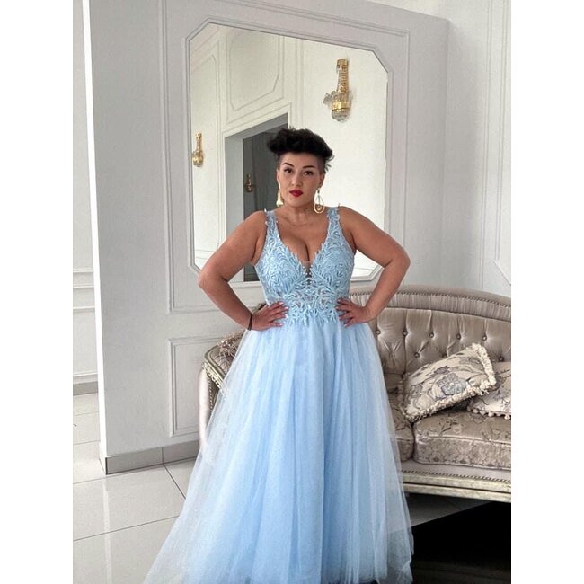 PLUS SIZE długa sukienka okazjonalna Nela BABY BLUE