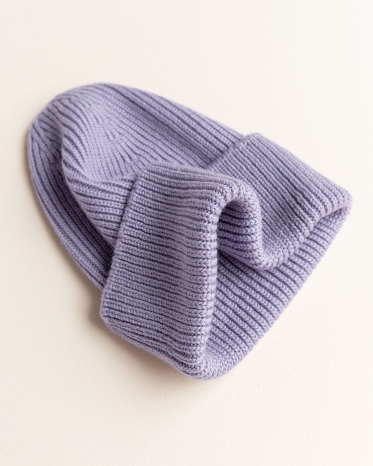 Hvid Beanie Fonzie - Lilac