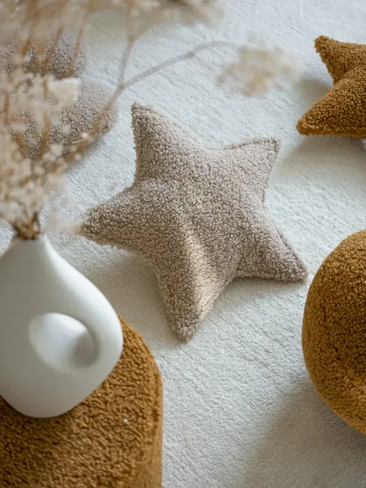 Wigiwama Star Cushion - Biscuit
