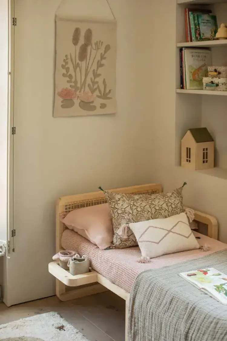 Lorena Canals Muurhanger - Magic Pond