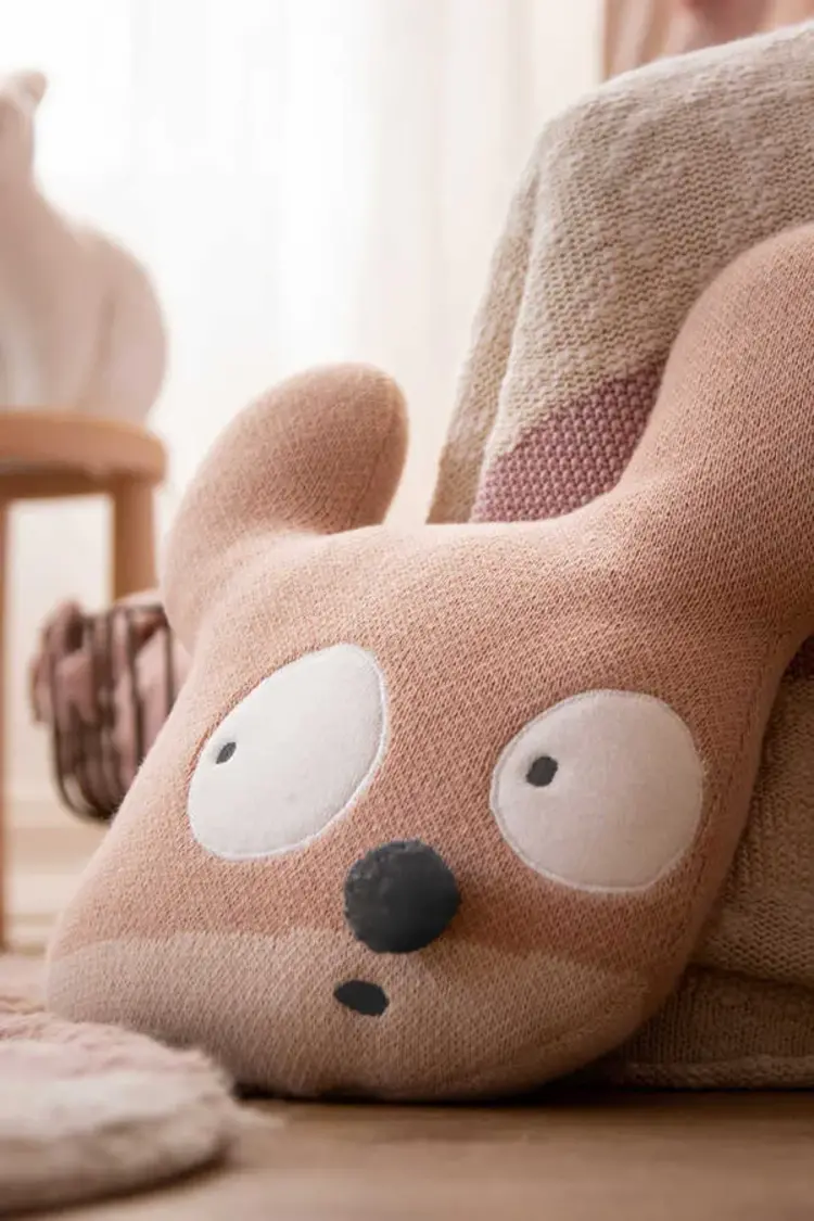 Lorena Canals Wasbaar Kussen - Miss Mighty Mouse