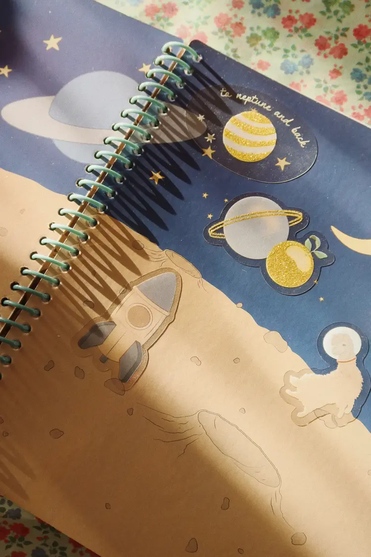 Konges Sløjd Stickerboek - Green