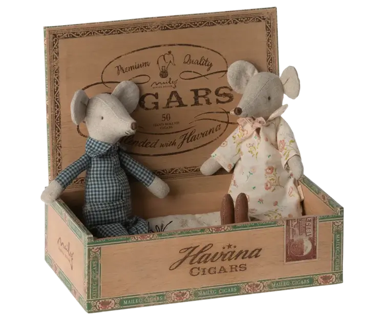Maileg Grandma And Grandpa Mice In Cigarbox
