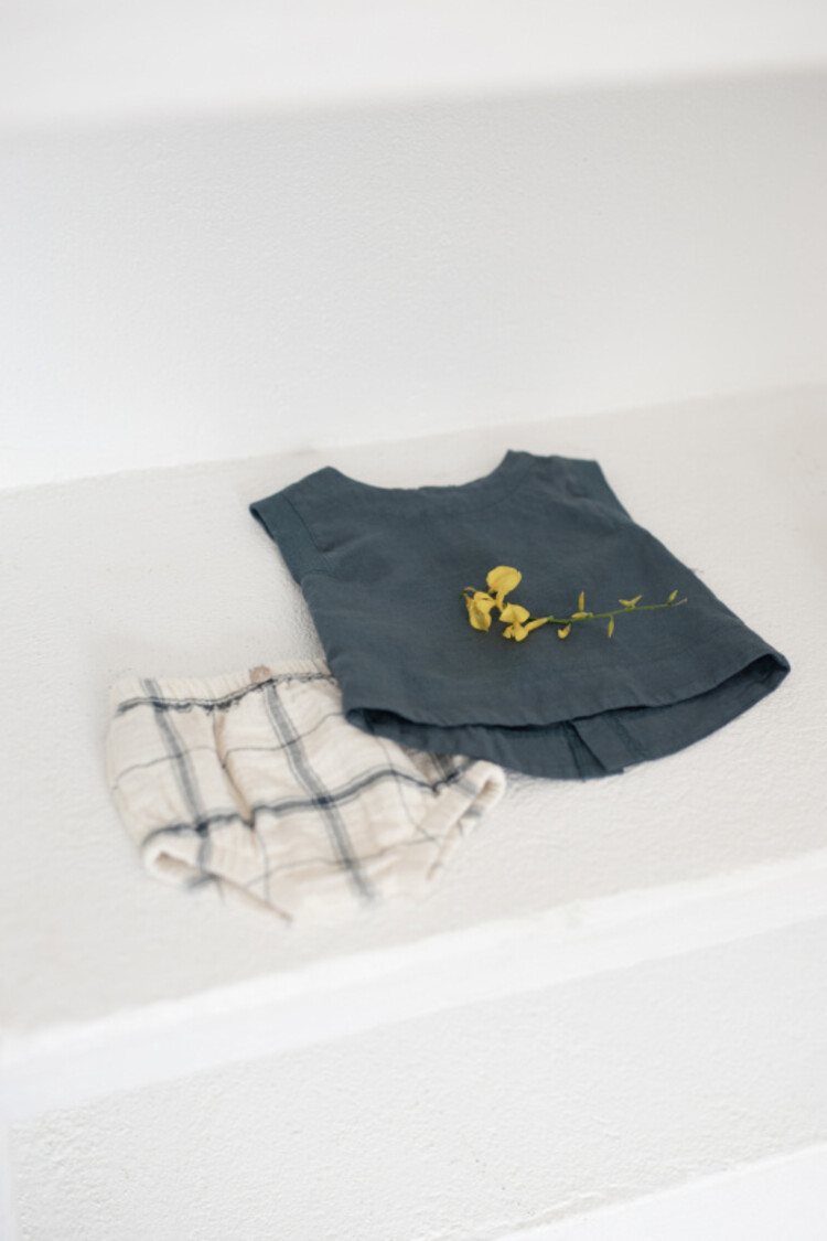 1+ in the family Amadeo Bloomer - Petroleum