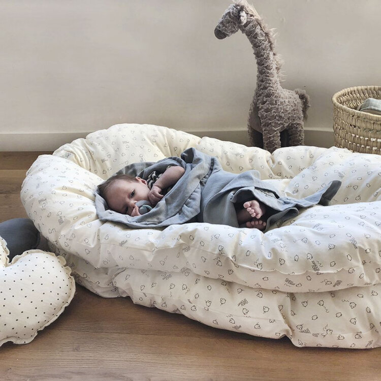 Babyshower Babyplaid Cocoon