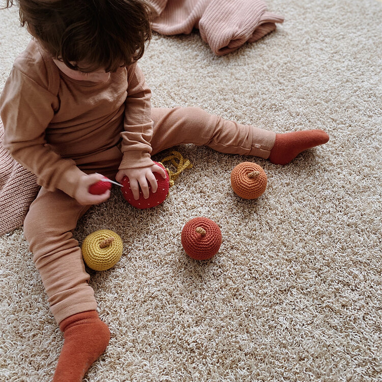 Patti Oslo Aardbei Muziekmobiel - Red/Green