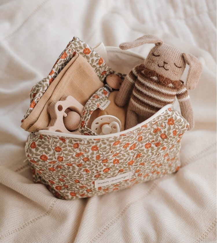 Main Sauvage Bunny Knit Toy - Sepia Vintage Top