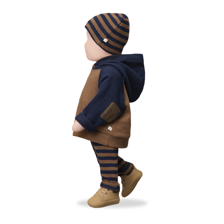 1+ in the family Hakon Hooded Sweater - Castagna