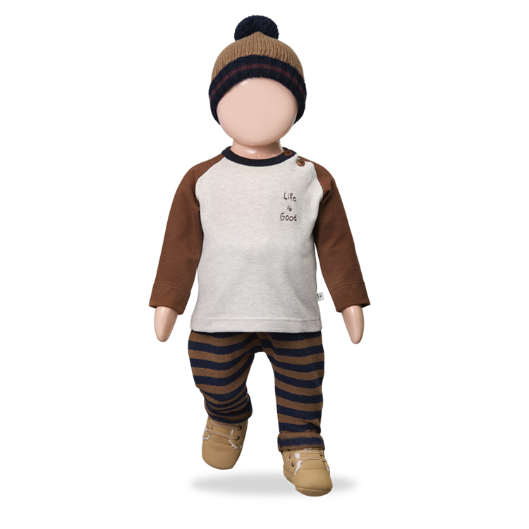 1+ in the family Paul Ranglan T-shirt - Castagna