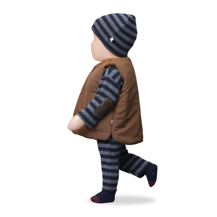 1+ in the family Magnus Padded Vest - Castagna