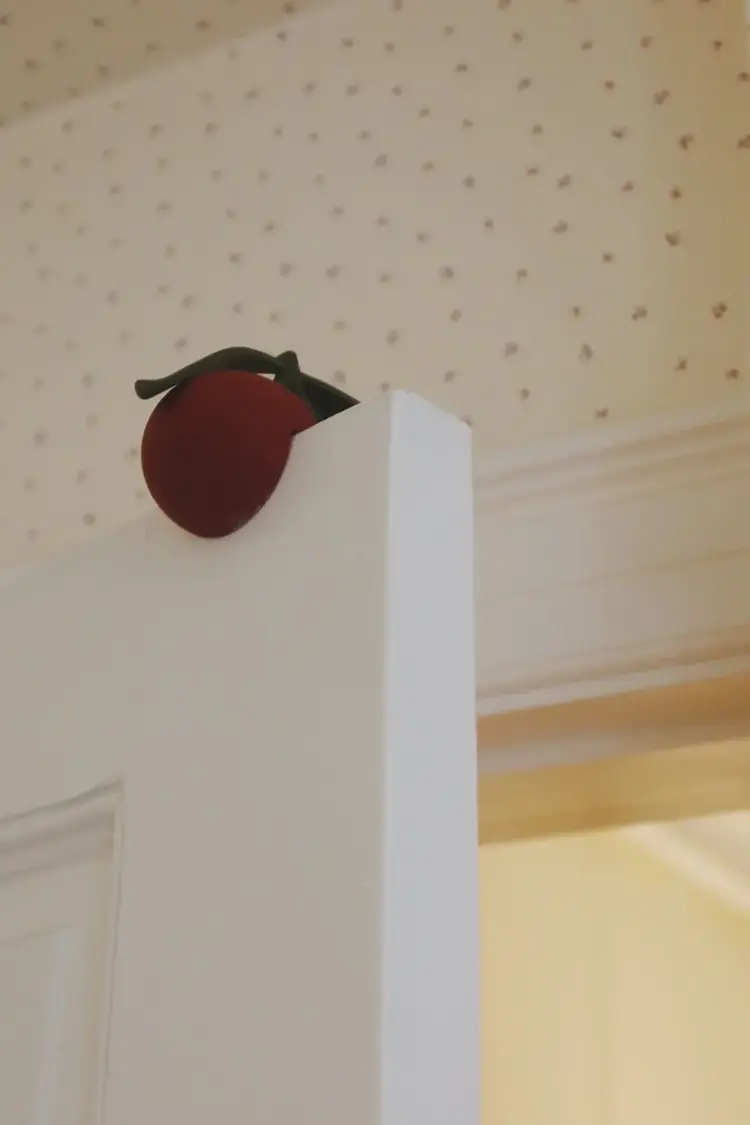 Konges Sløjd Door Stop - Cherry