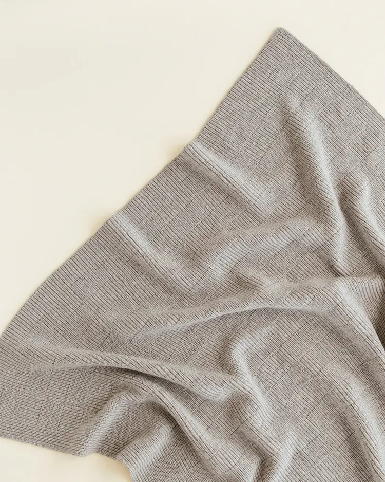 Hvid Blanket Ivy - Pebble