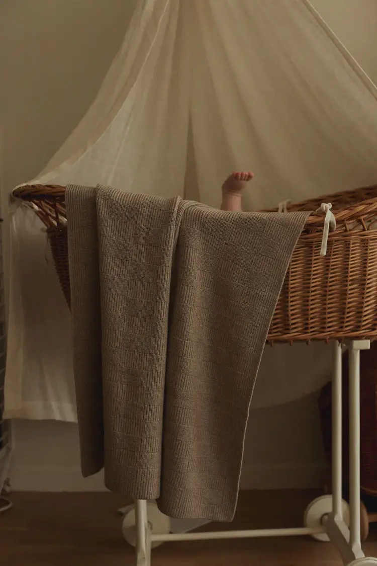 Hvid Blanket Ivy - Pebble